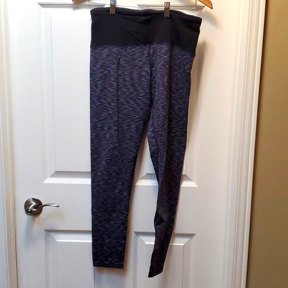 Woman's Leggings - Picture 1 of 2
